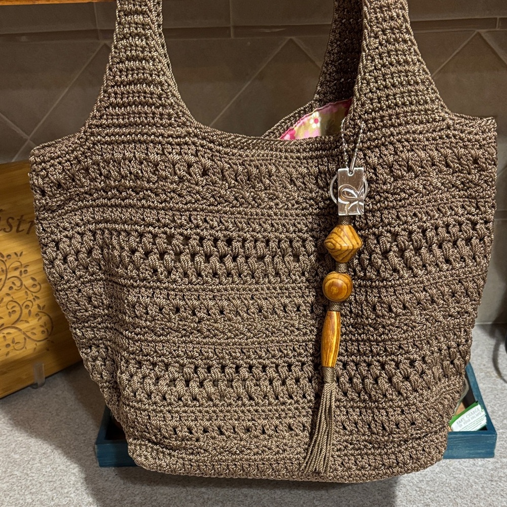 Lina Boho Brown Crochet Shoulder Bag With Daisy Lining